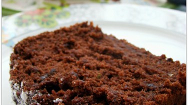 Çikolatalı ve Yeşil Kabaklı Kek (Chocolate & Zucchini Cake )